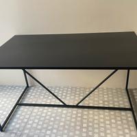 Tavolo scrivania design in metallo nero. NUOVO