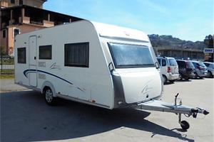 Caravan BURSTNER AVERSO 460TL