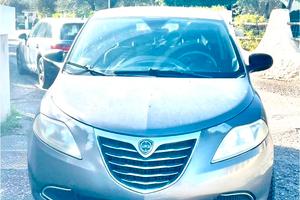 Lancia Ypsilon 1.3 MJT 95 CV (Diesel)