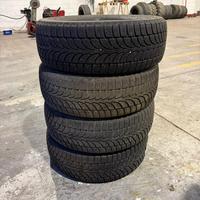 4 gomme 235/60/18