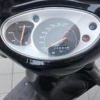 Aprilia Scarabeo 50 - 2011