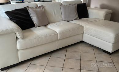 Divano pelle bianca  Divani&Divani by Natuzzi