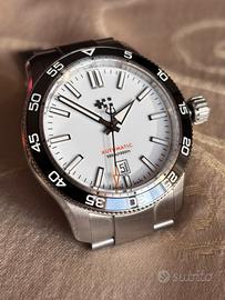 Christopher ward Trident Pro 300 42mm