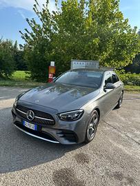 Mercedes-benz E 300 de 4Matic Auto Plug in hybrid 
