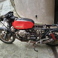 Ricer co  il proprietario di questa moto