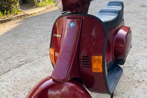 Vespa 50HP unico prpretari  senza passaggio propre