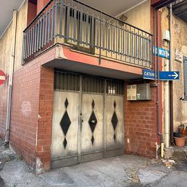 Garage/Box Auto grande (Auto + Scooter) in centro