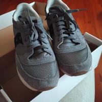 Scarpe Saucony grigio
