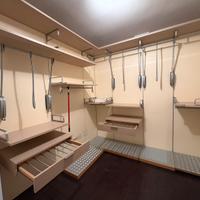 Cabina armadio aperta angolare