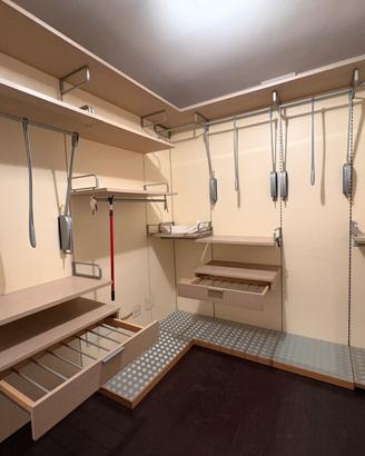 Cabina armadio aperta angolare