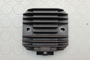 REGOLATORE TENSIONE KAWASAKI NINJA 600 1997 1996 Z