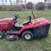 Trattorino tagliaerba MTD 