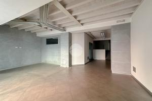 NEGOZIO A CASTIGLIONE DELLE STIVIERE