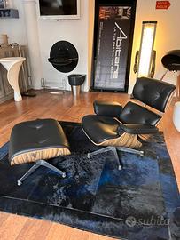Riproduzione italiana poltrona EAMES
