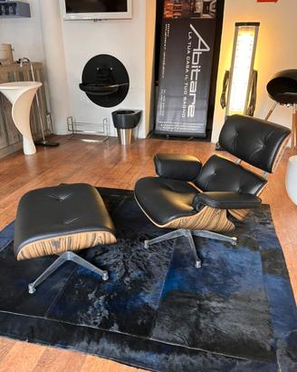 Riproduzione italiana poltrona EAMES