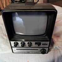 televisione bianco e nero vintage 