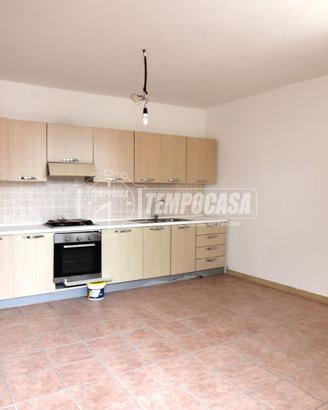 LOCALE USO DEPOSITO DI 55 MQ CON POSTO AUTO