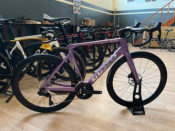 GUSTO COBRA EVO 2025 105 di2