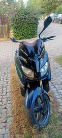Moto Yamaha X max