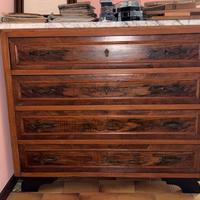Comò in legno