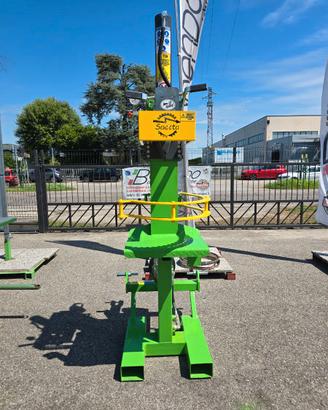 Spaccalegna verticale 15t corsa 55 cardano