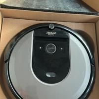 iRobot Roomba i7+ Aspirapolvere Robot con Base