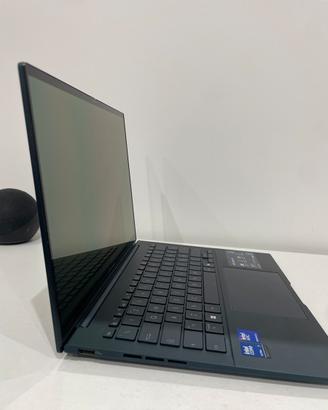 Asus zenbook 14 oLed touch screen