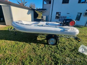 Tender Zodiac 3.50 alu + suzuki 20 cv + carrello