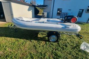 Tender Zodiac 3.50 alu + suzuki 20 cv + carrello