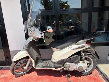 Scooter piaggio Liberty  125 cc
