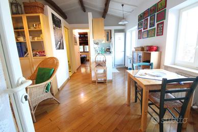 CASA INDIPENDENTE A ROCCANTICA