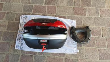 Bauletto/portaoggetti Givi V46 con piastra