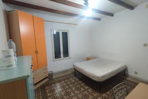 Stanza per studenti zona stazione/policlinico