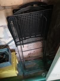 tavolo e sedie in ferro.
