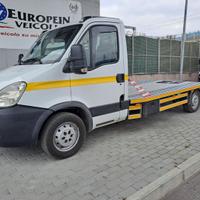 IVECO DAILY 35S18 CARROATTREZZI