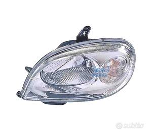 FANALE SINISTRO PER CITROEN SAXO 99-03