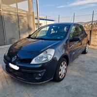 Renault Clio 1.2 benz - Garanzia 12 Mesi