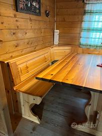 Cassapanca in legno massiccio