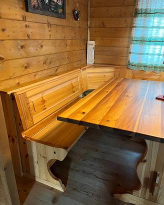 Cassapanca in legno massiccio