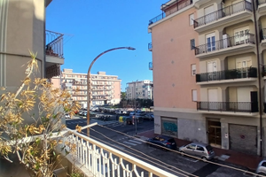 Ampio bilocale vicino al mare