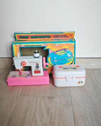 Set cucito giocattolo vintage anni '80 Kitty's con
