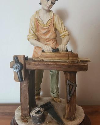 Statuina Vintage Capodimonte in Porcellana