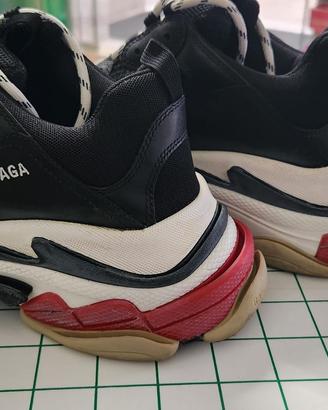SNEAKERS BALENCIAGA