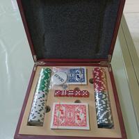 Fiches, dadi e carte da gioco 