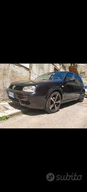 VOLKSWAGEN Golf 4