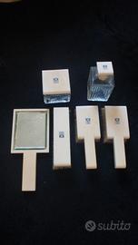 SET DA TOLETTA ANNI '30 CON CIFRE CASATO NOBILIARE