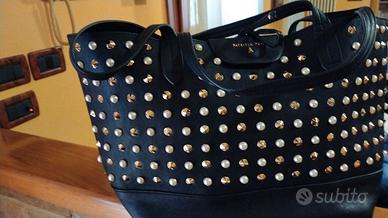borsa con borchie 
