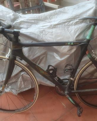 Kuota Racing carbon frame Bentley