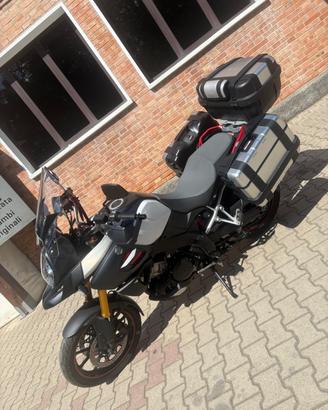 Suzuki V Strom DL 1000