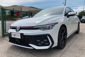 Volkswagen Golf GTI 8.5 265 CV.